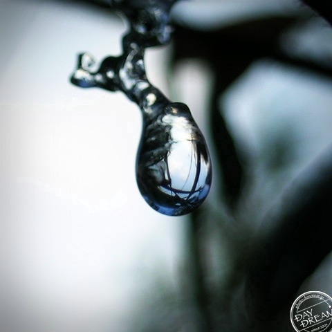 Sound dripping of ice