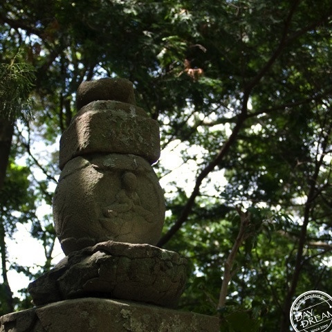 Guardian deity of road